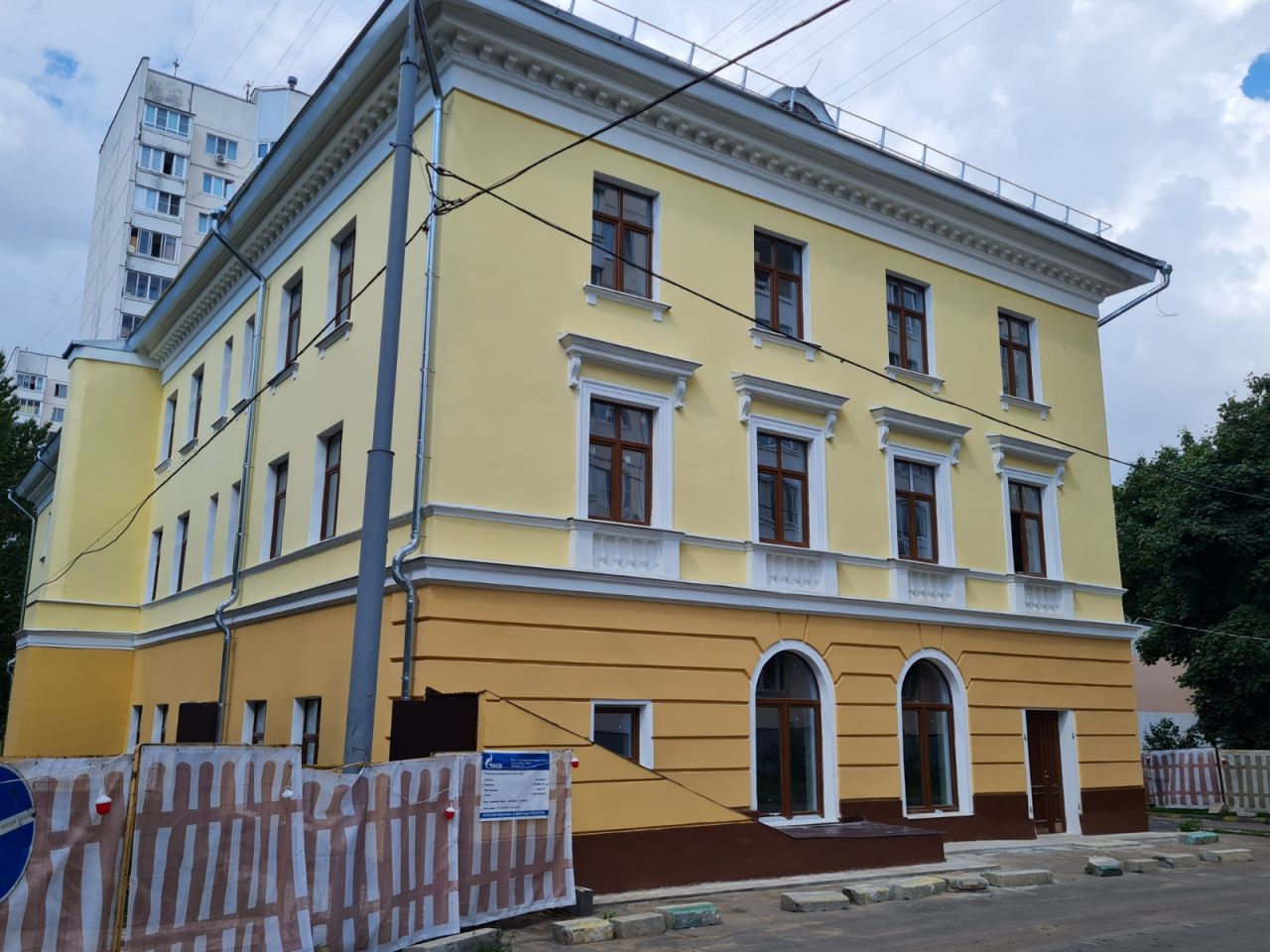 фасад дома, здание по адресу г Москва, ул Чистова, д 10